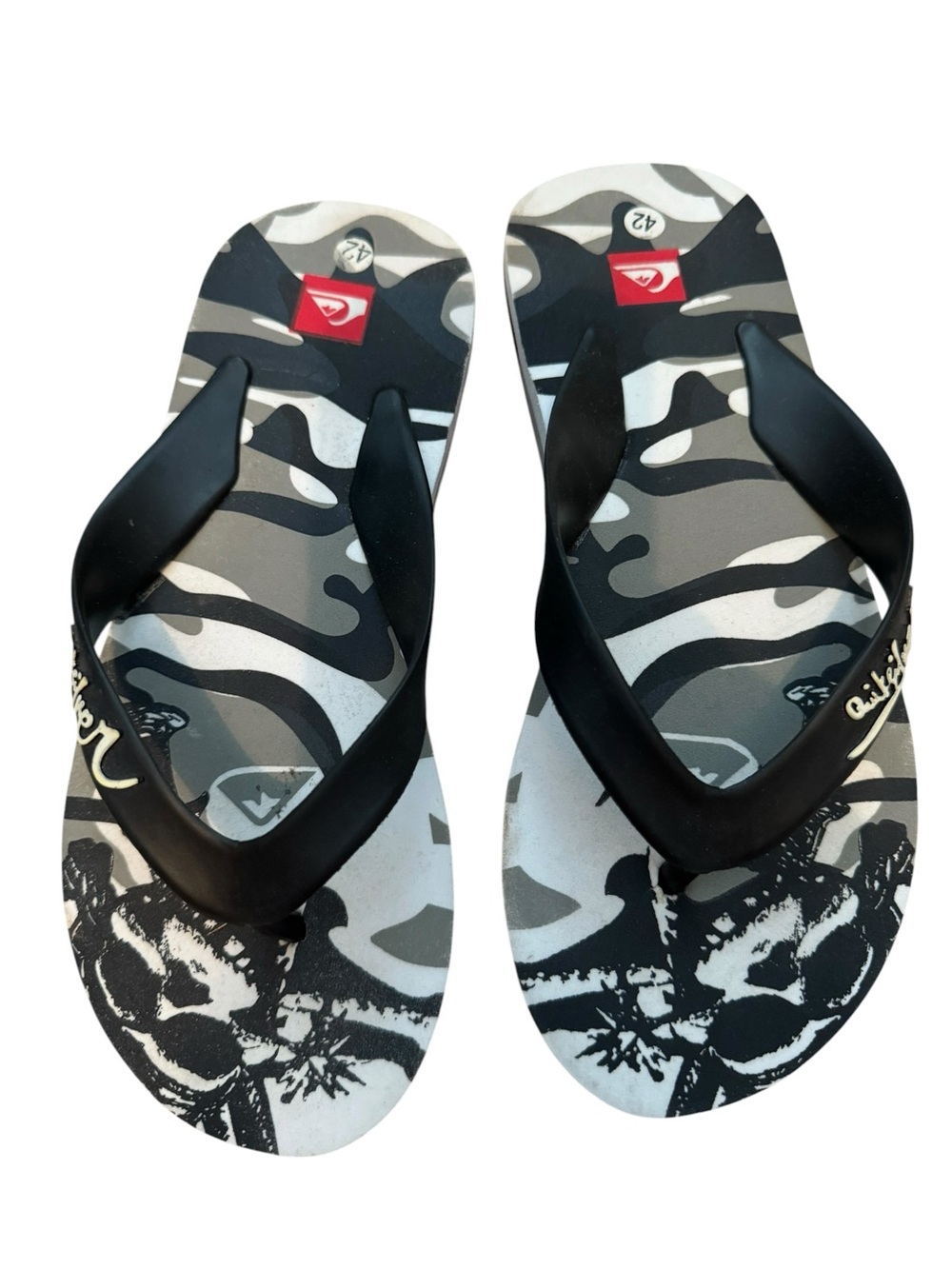 Quiksilver Black & Gray Camouflage Flip Flops